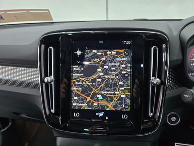 2022 Volvo XC40