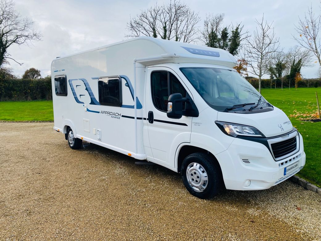 2017 BAILEY  APPROACH ADVANCE 665 LOW PROFILE R.H.D