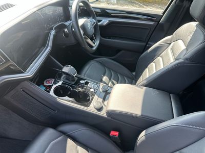 2024 Volkswagen Touareg