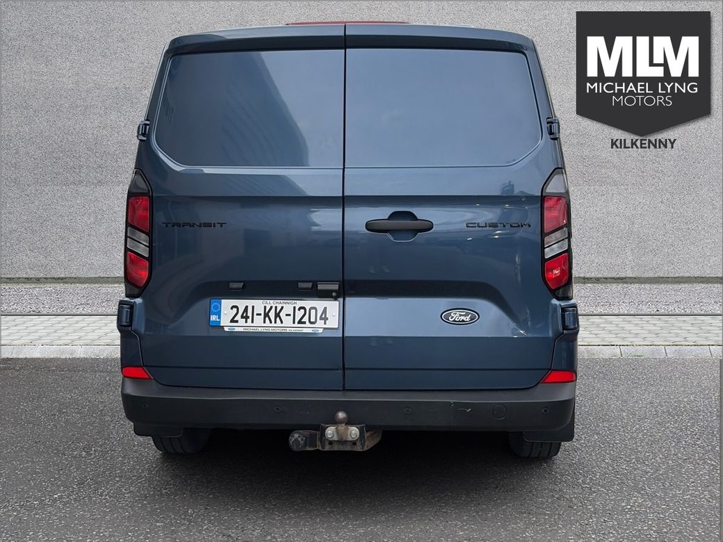 2024 Ford Transit Custom