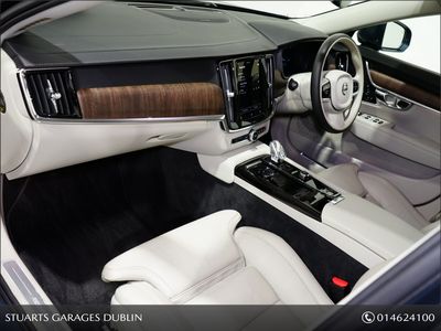 2021 Volvo V90
