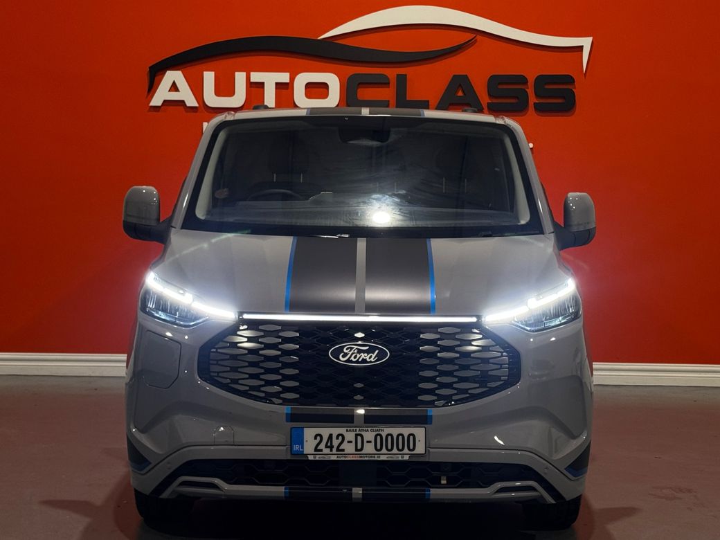 2024 Ford Transit Custom