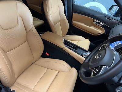 2023 Volvo XC90