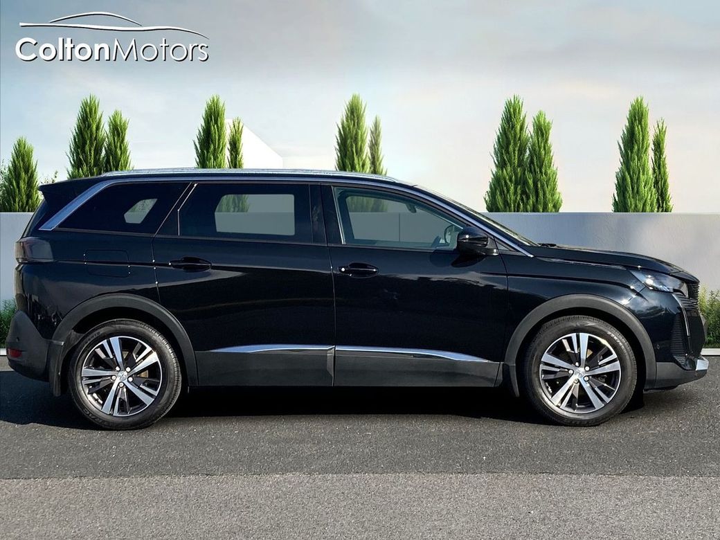 2021 Peugeot 5008