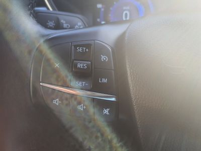 2022 Ford Kuga