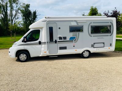 2013 AUTOSLEEPER BROADWAY LOW PROFILE R.H.D 