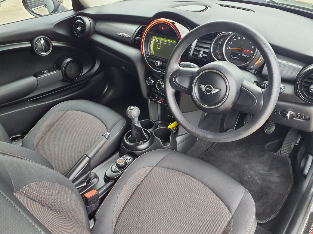2017 Mini Cooper
