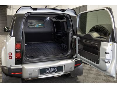 2024 Land Rover Defender 110