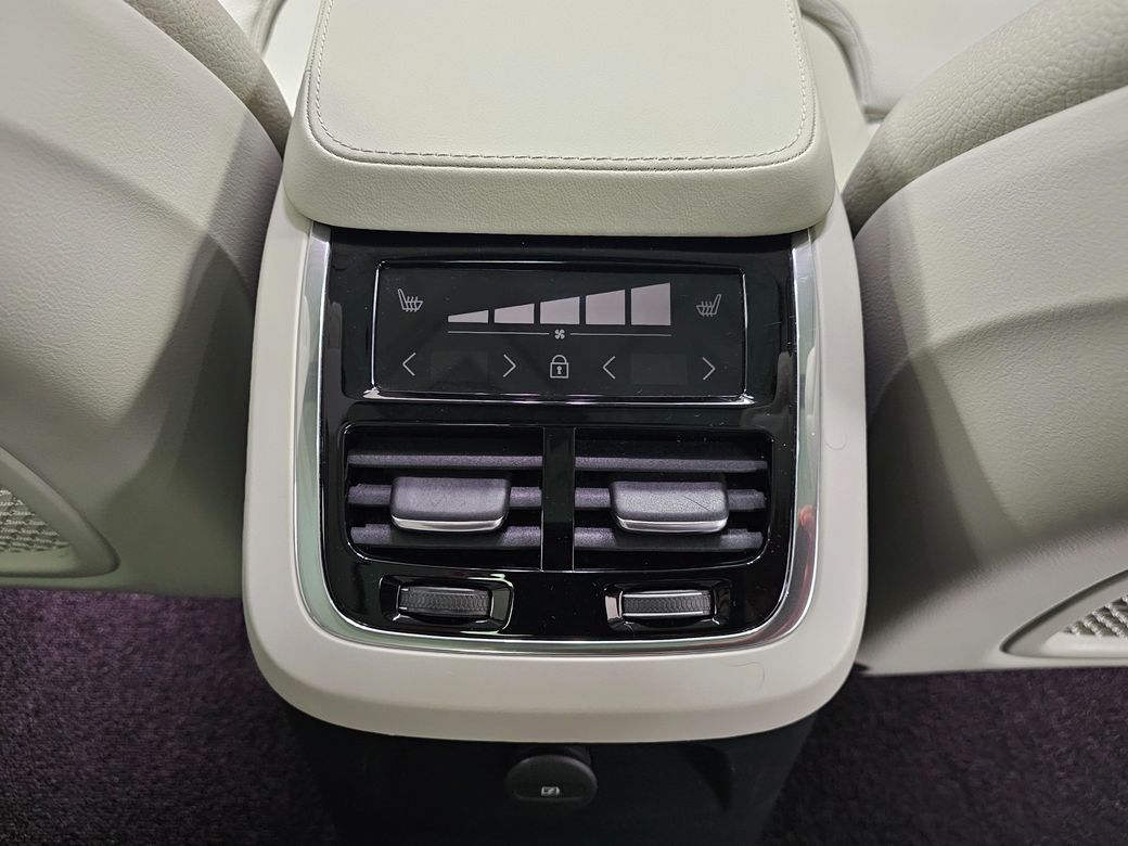 2024 Volvo XC90