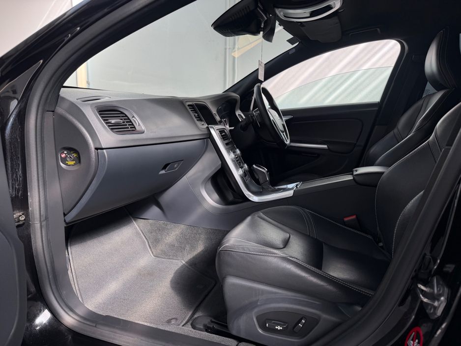 2017 Volvo V60