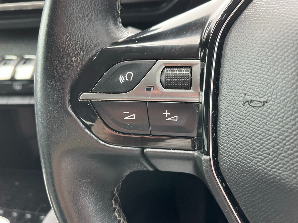 2021 Peugeot 3008