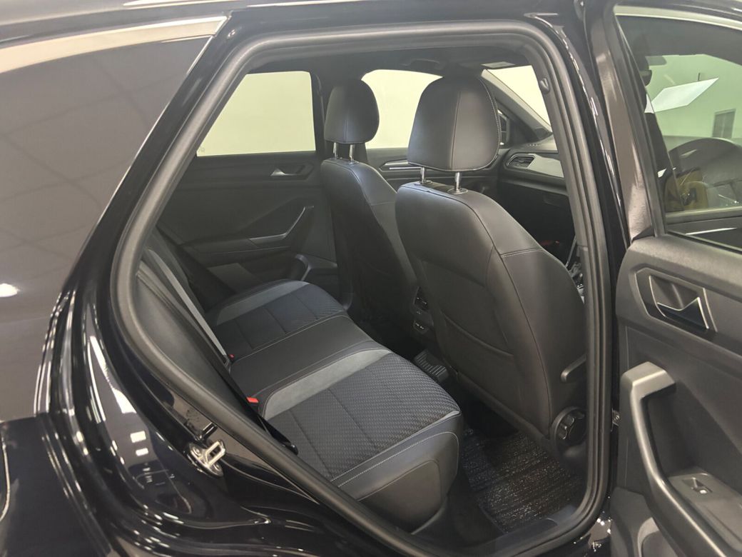 2021 Volkswagen T-Roc