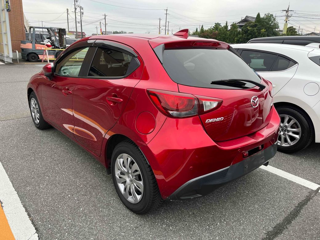 2018 Mazda Demio