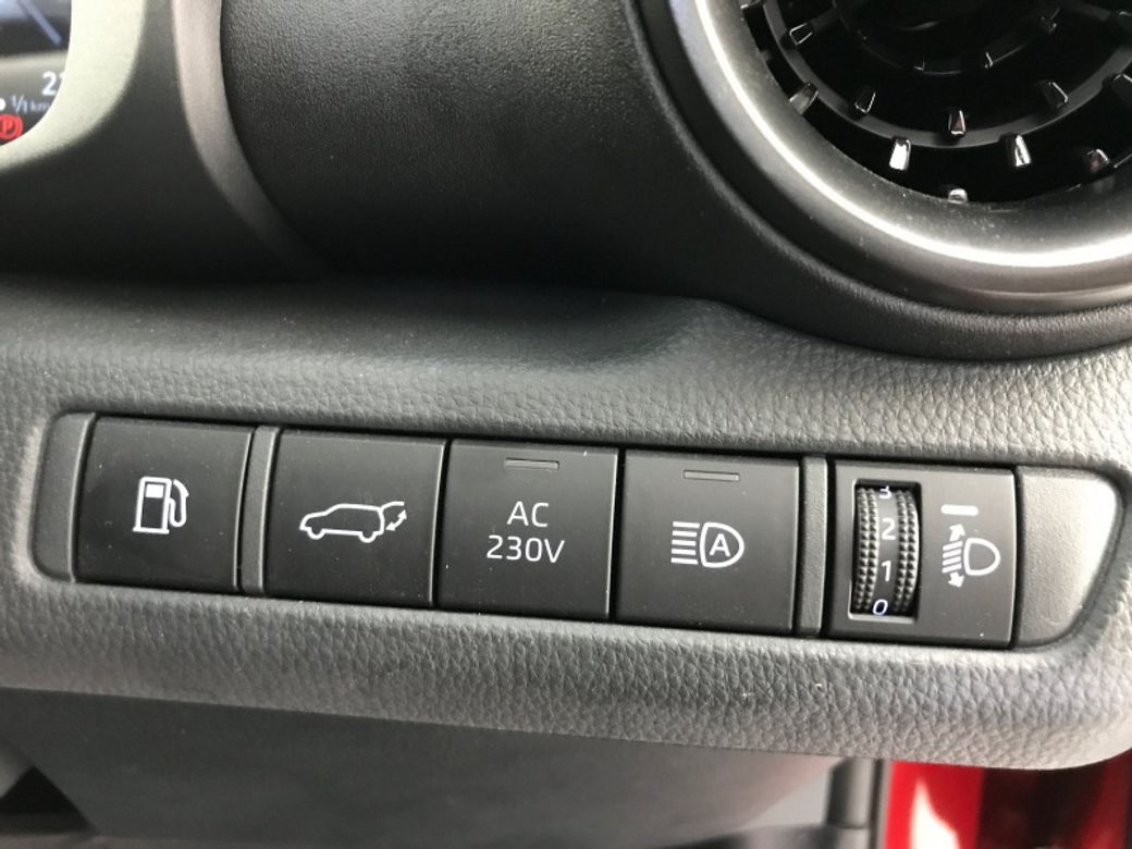 2025 Toyota C-HR