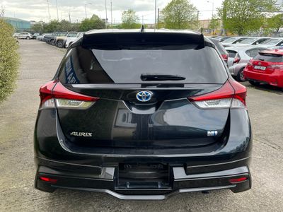 2016 Toyota Auris