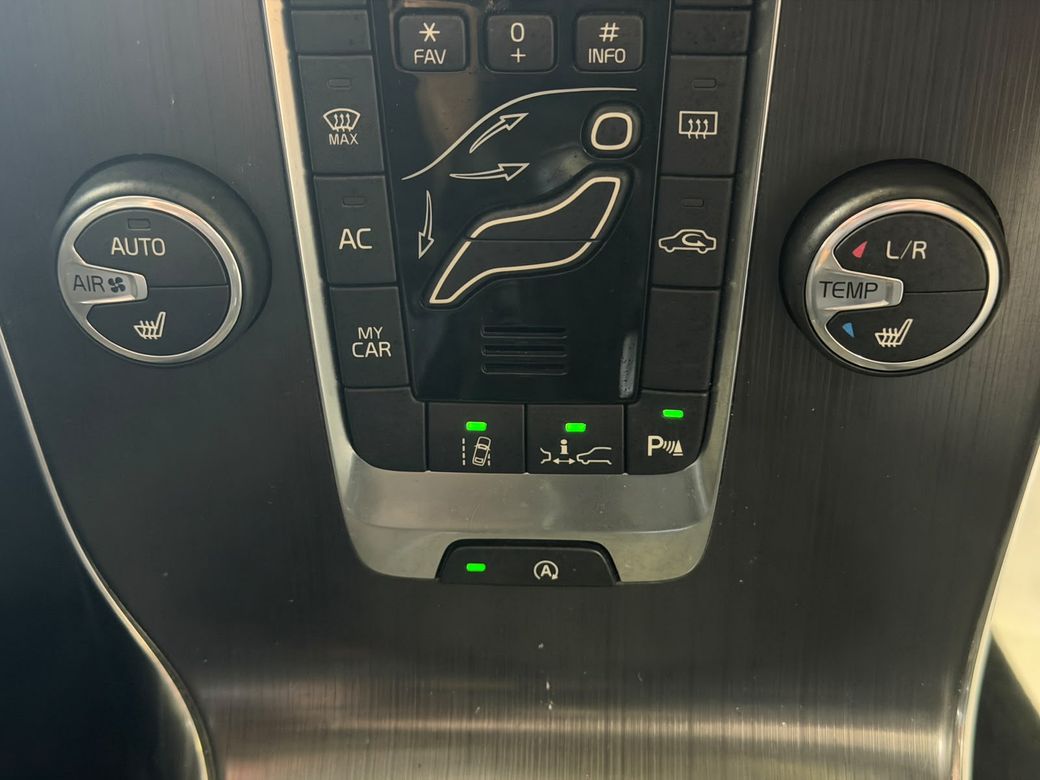 2015 Volvo V40