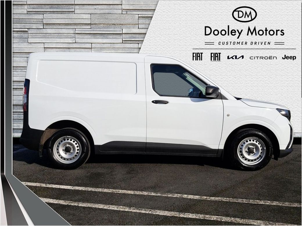 2024 Ford Transit Courier