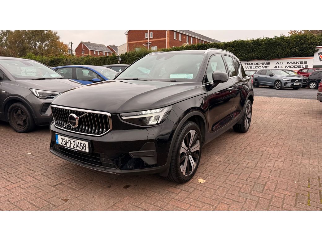 2023 Volvo XC40
