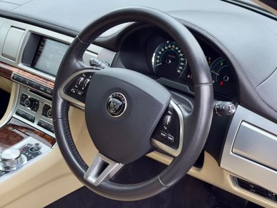 2014 Jaguar XF