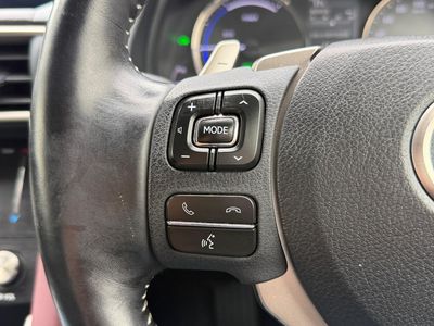 2018 Lexus IS 300h