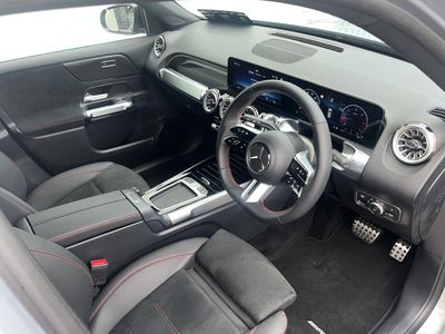 2025 Mercedes-Benz GLB Class