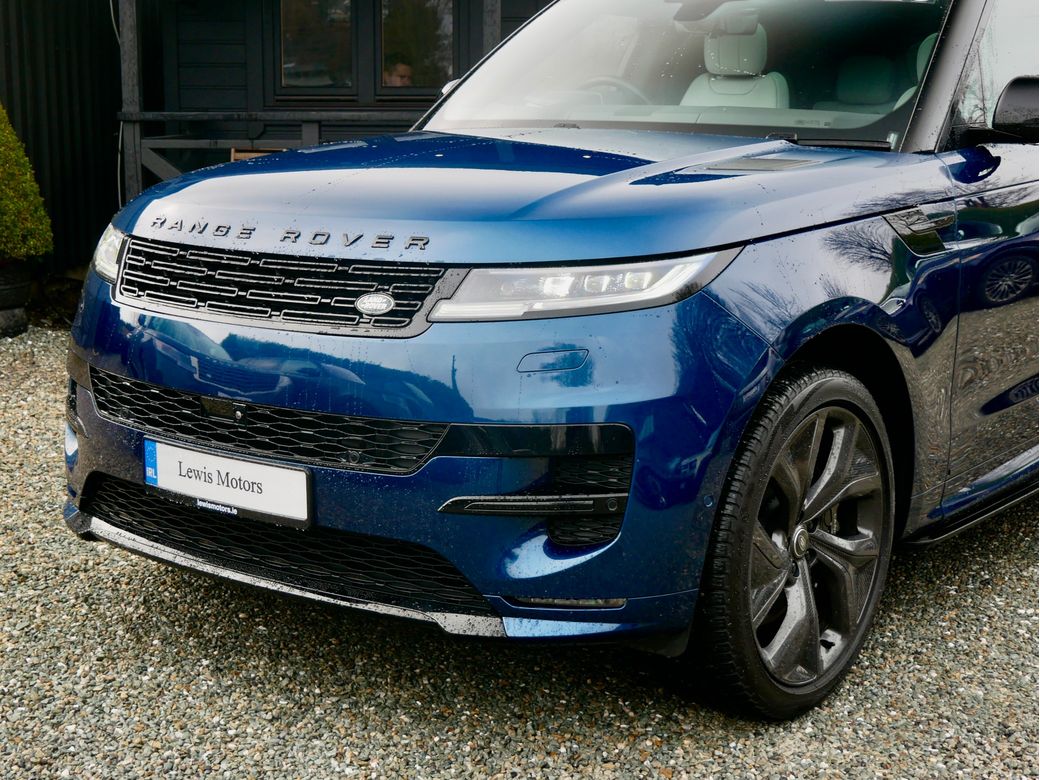2025 Land Rover Range Rover Sport