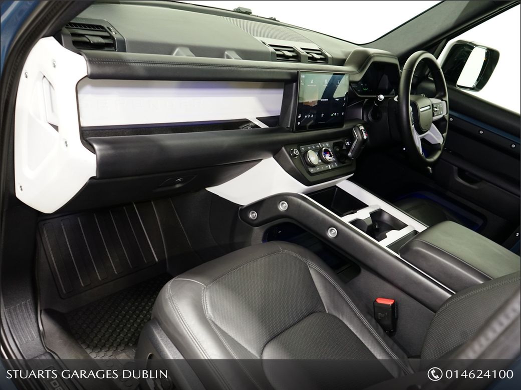 2025 Land Rover Defender