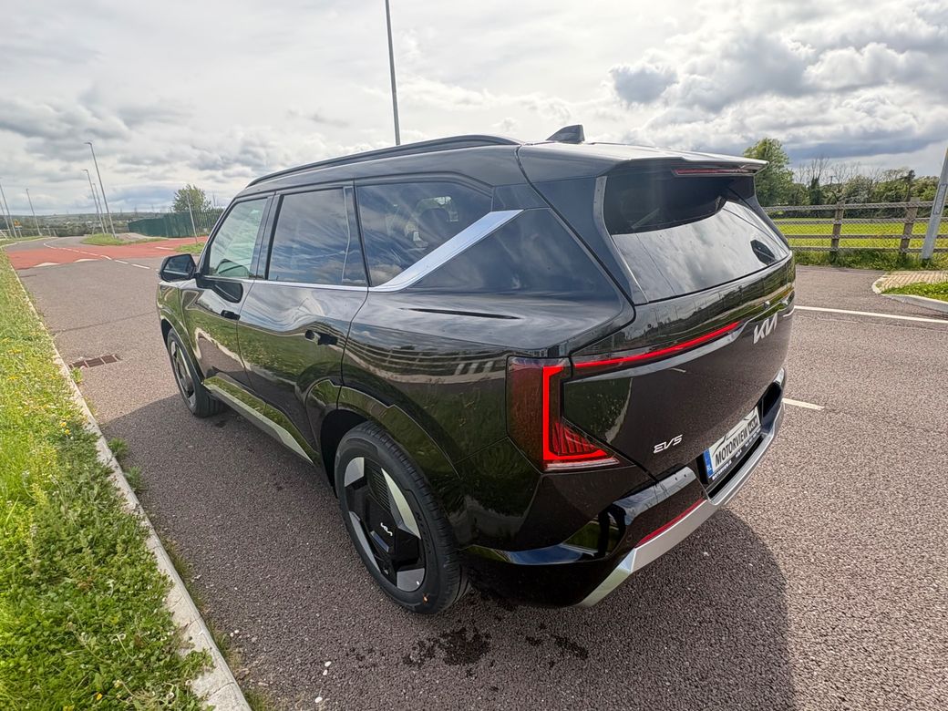 2026 Kia EV5