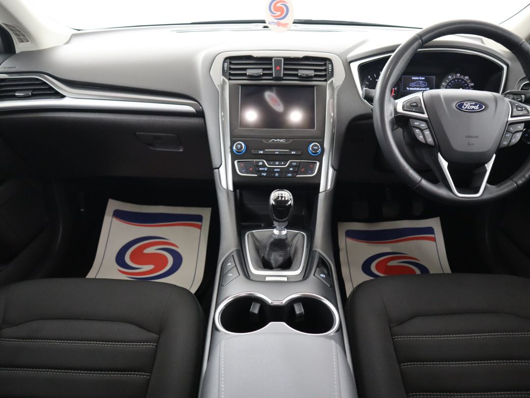 2020 Ford Mondeo