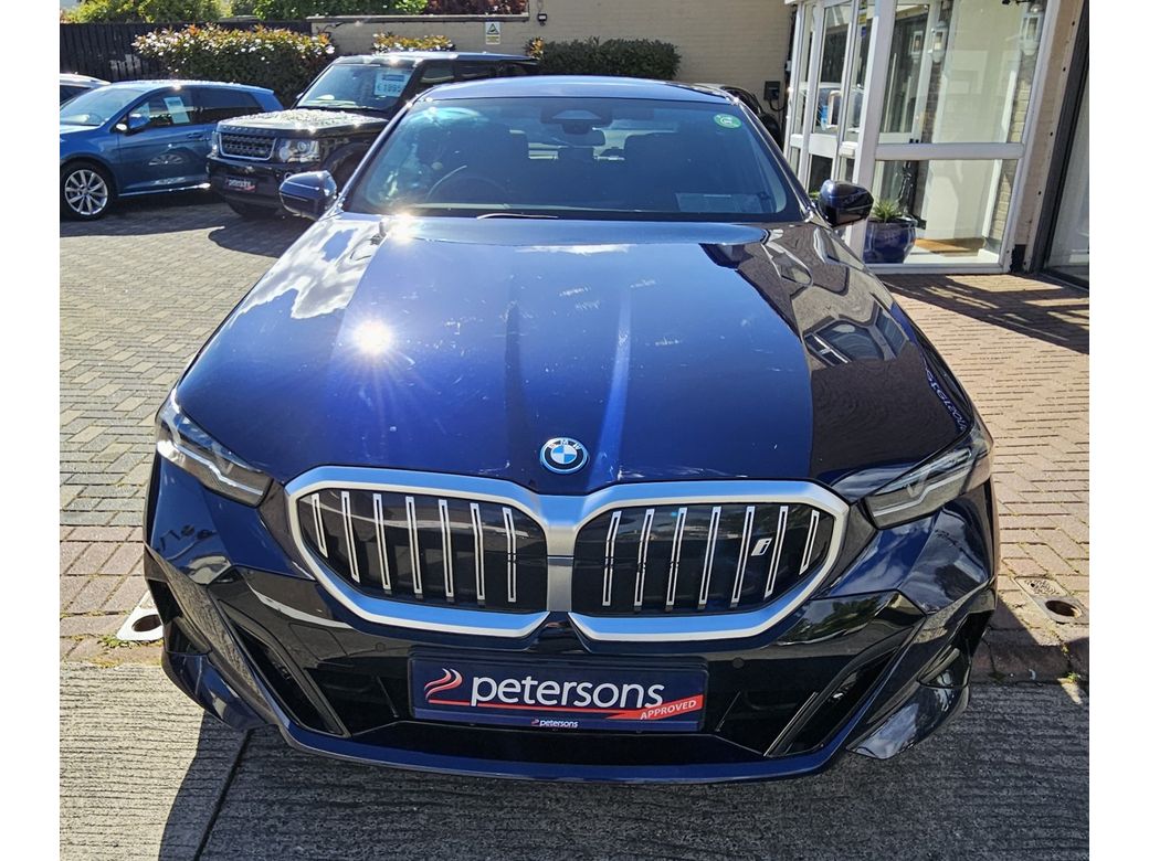 2024 BMW i5
