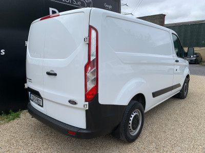 2023 Ford Transit Custom