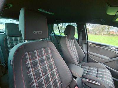 2011 Volkswagen Golf