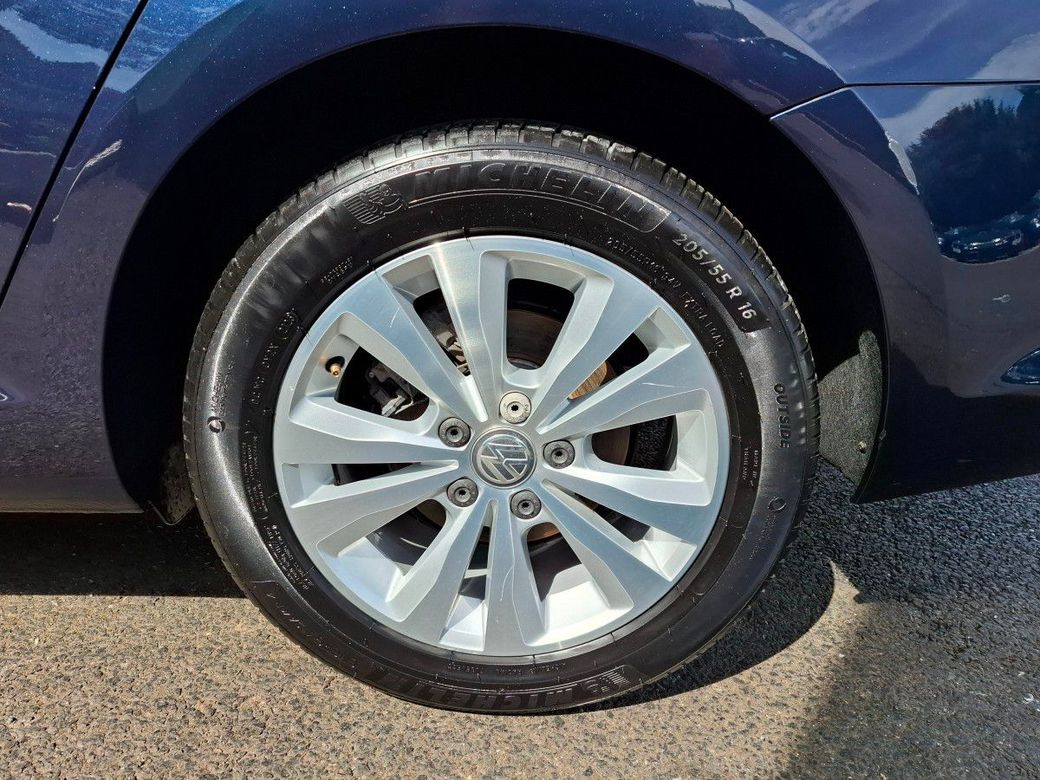 2016 Volkswagen Golf