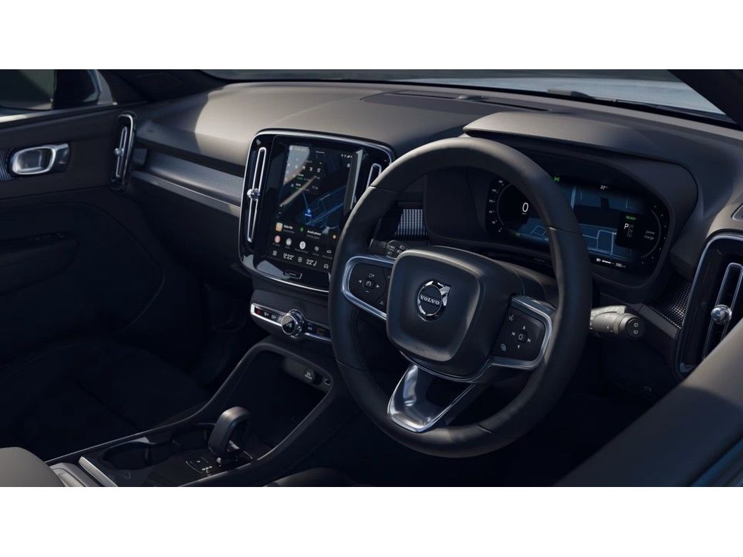 2025 Volvo Ex40