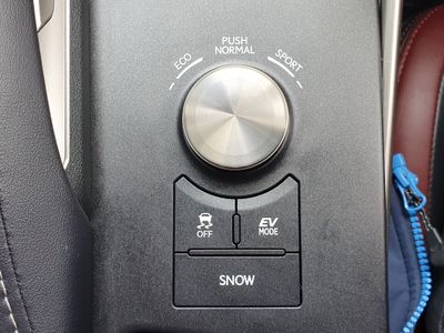 2018 Lexus IS 300h