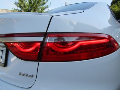 2017 Jaguar XF
