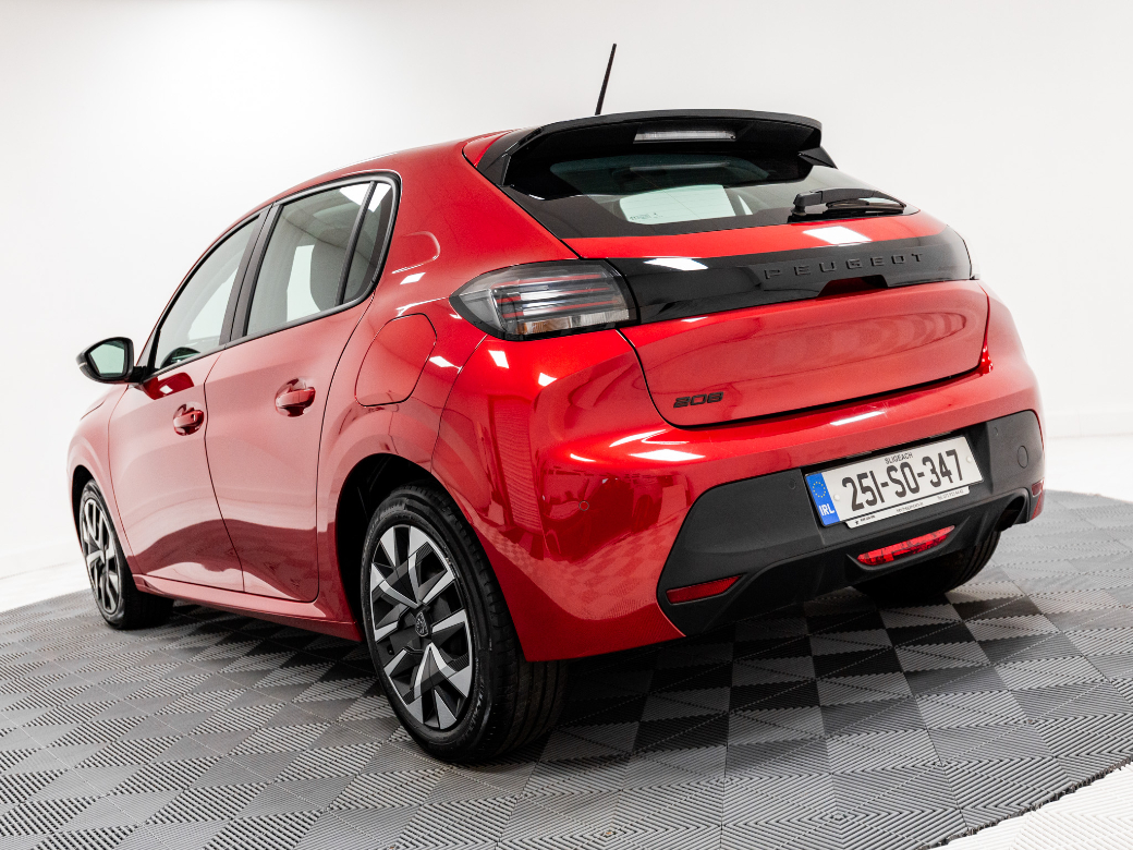 2025 Peugeot 208