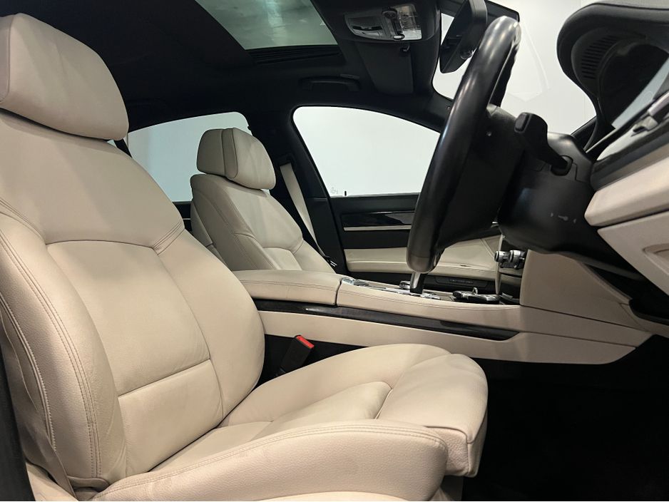 2014 BMW 7 Series