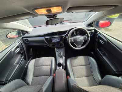 2017 Toyota Auris