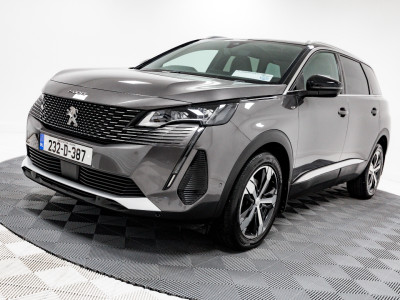 2023 Peugeot 5008