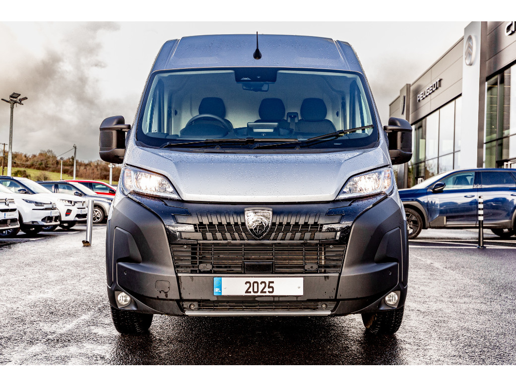 2025 Peugeot Boxer