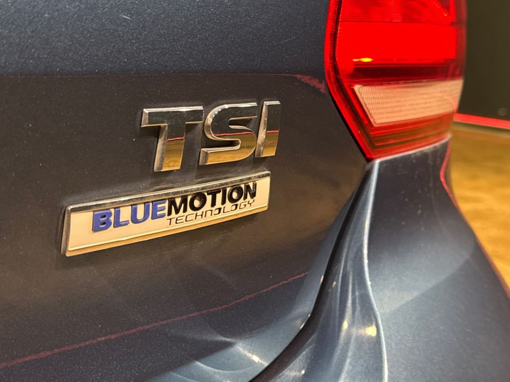 2017 Volkswagen Polo