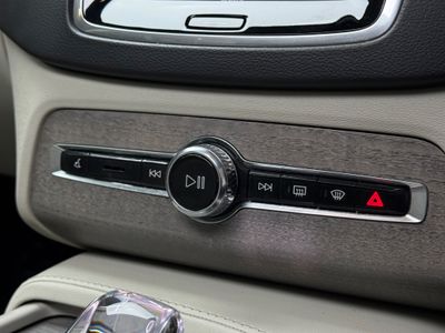 2023 Volvo XC90