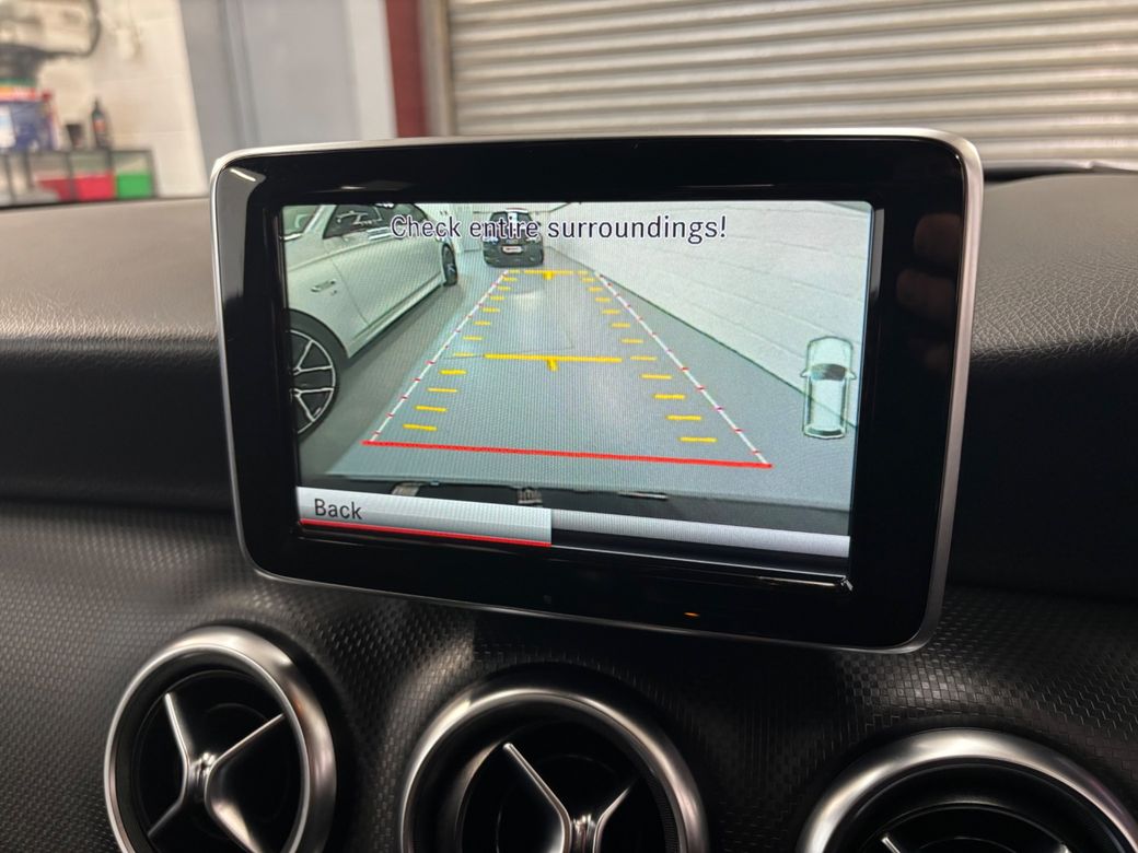 2014 Mercedes-Benz A 180