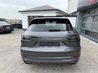 2023 Porsche Cayenne