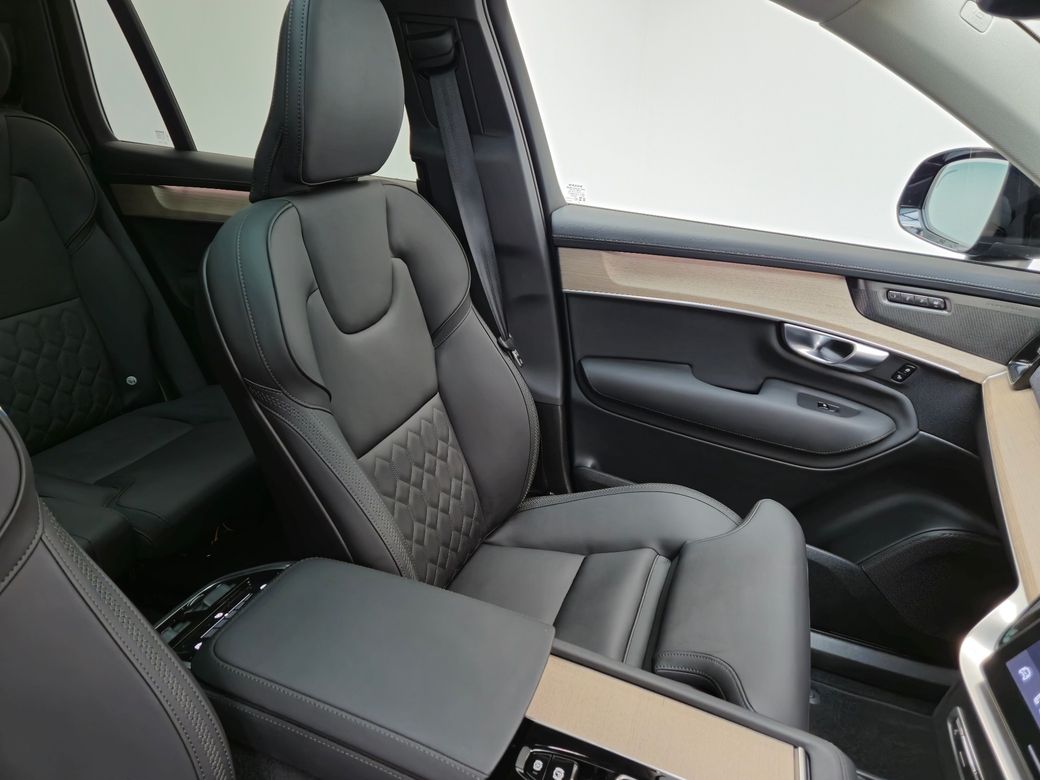 2025 Volvo XC90