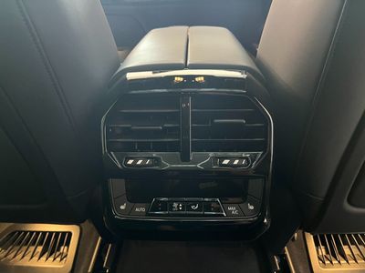 2022 BMW iX