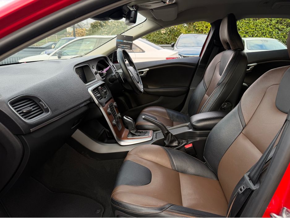 2016 Volvo V40 Cross Country