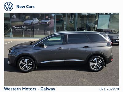 2023 Peugeot 5008