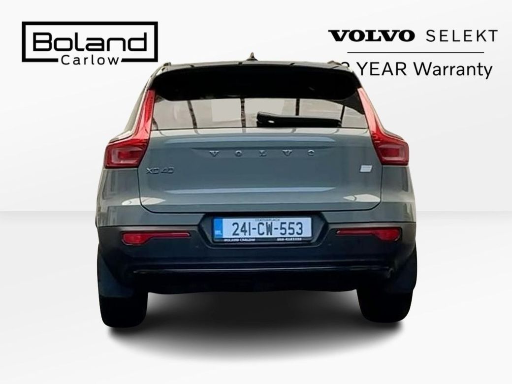 2024 Volvo XC40